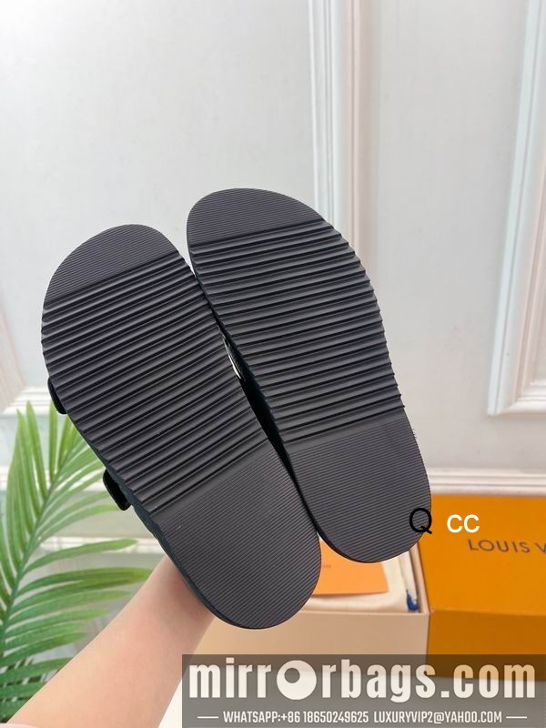LV Replica Shoes LV sz36-44 XC0403