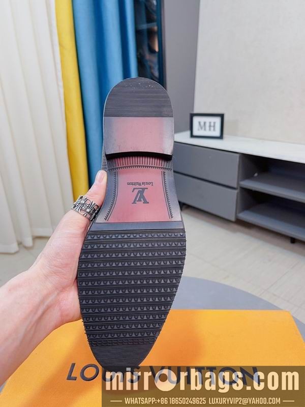 LV Replica Shoes LV sz38-44 mnf0333