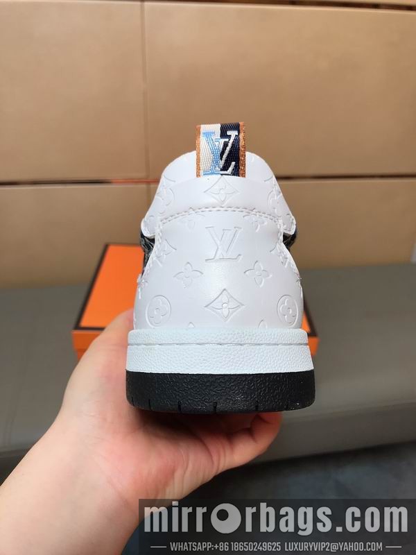 LV Replica Shoes LV sz38-44 mnf0631
