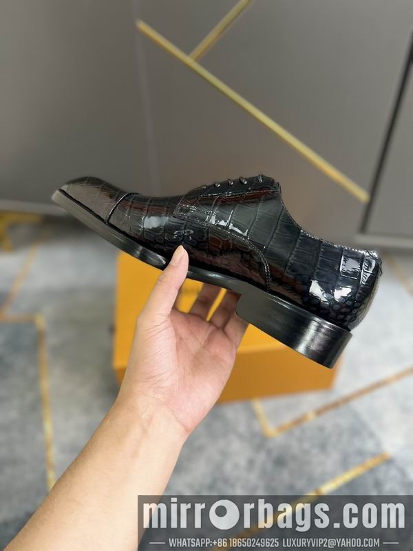 LV Replica Shoes LV sz38-45 mnf0105