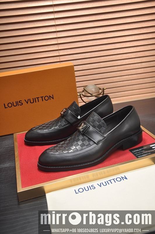 LV Replica Shoes LV sz38-45 mnf0533