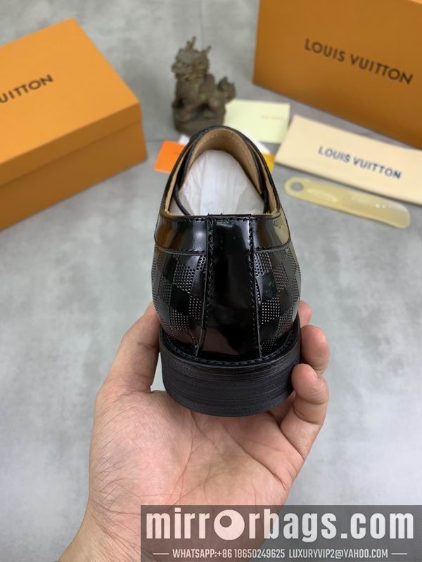 LV Replica Shoes LV sz38-44 mnf26