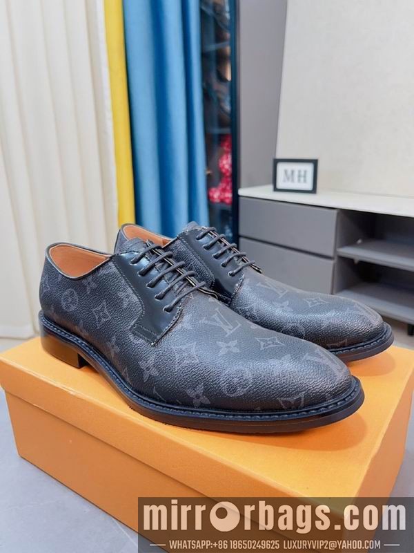 LV Replica Shoes LV sz38-44 mnf0427