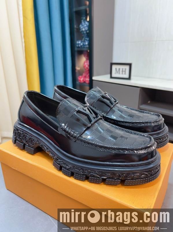 LV Replica Shoes LV sz39-45 mnf0431