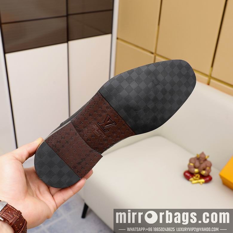 LV Replica Shoes LV  sz38-45 2C n0605