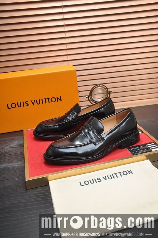 LV Replica Shoes LV sz38-45 mnf0734