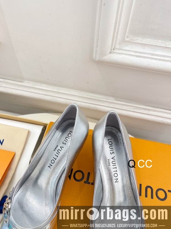 LV Replica Shoes LV sz35-40 5CM XC0204
