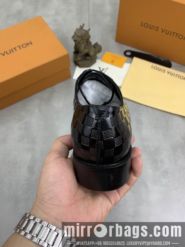 LV Replica Shoes LV sz38-45 mnf0311