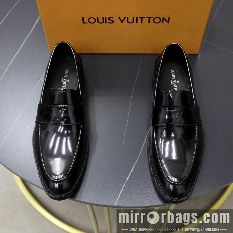 LV Replica Shoes LV sz38-45 mnf0641