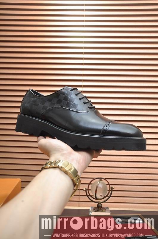LV Replica Shoes LV sz38-45 mnf0616