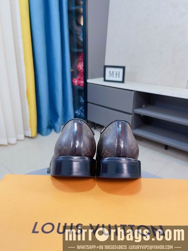 LV Replica Shoes LV sz38-44 mnf0427
