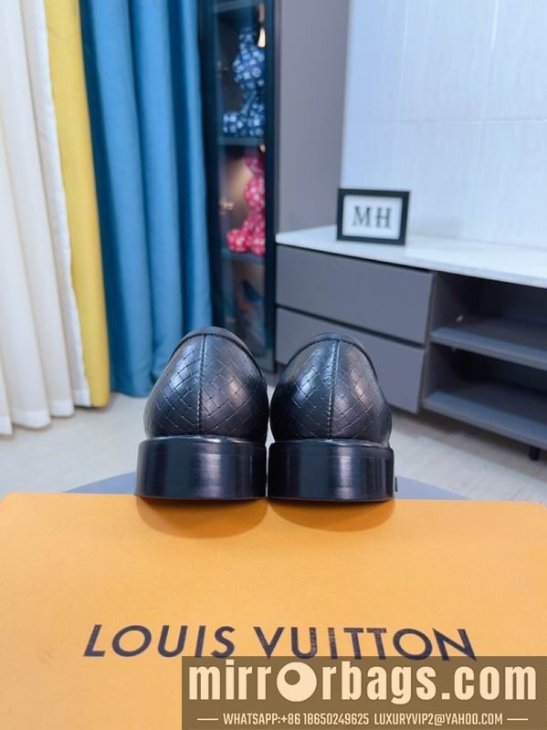 LV Replica Shoes LV sz38-44 mnf0308