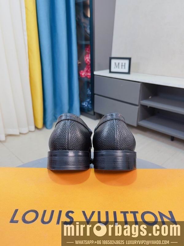 LV Replica Shoes LV sz38-44 mnf0333