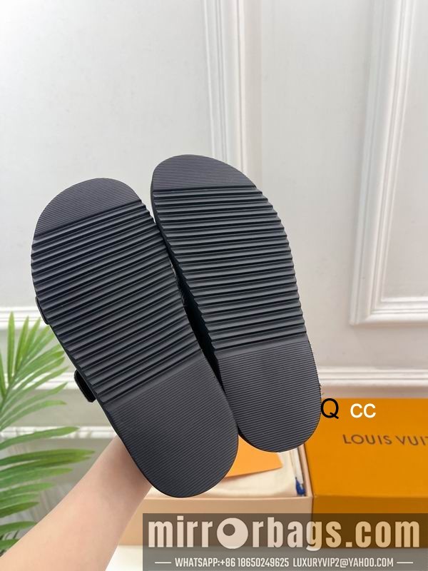 LV Replica Shoes LV sz36-44 XC0403