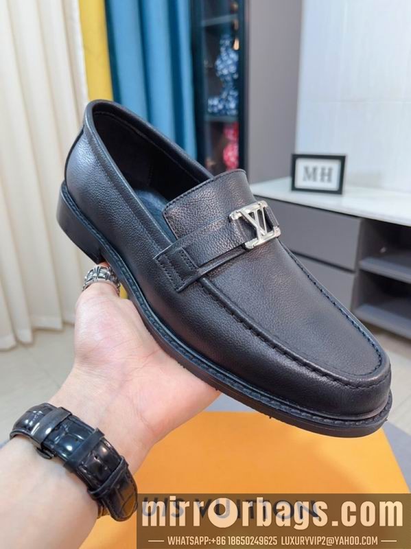 LV Replica Shoes LV sz38-44 mnf0330