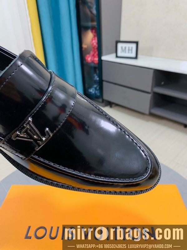 LV Replica Shoes LV sz38-44 mnf0131