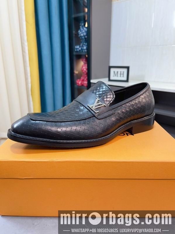 LV Replica Shoes LV sz38-44 mnf0308