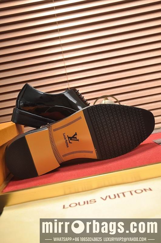 LV Replica Shoes LV sz38-45 mnf0704