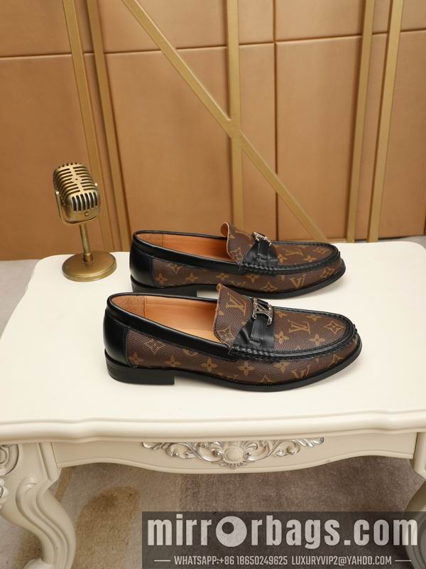 LV Replica Shoes LV sz38-44 mnf0549