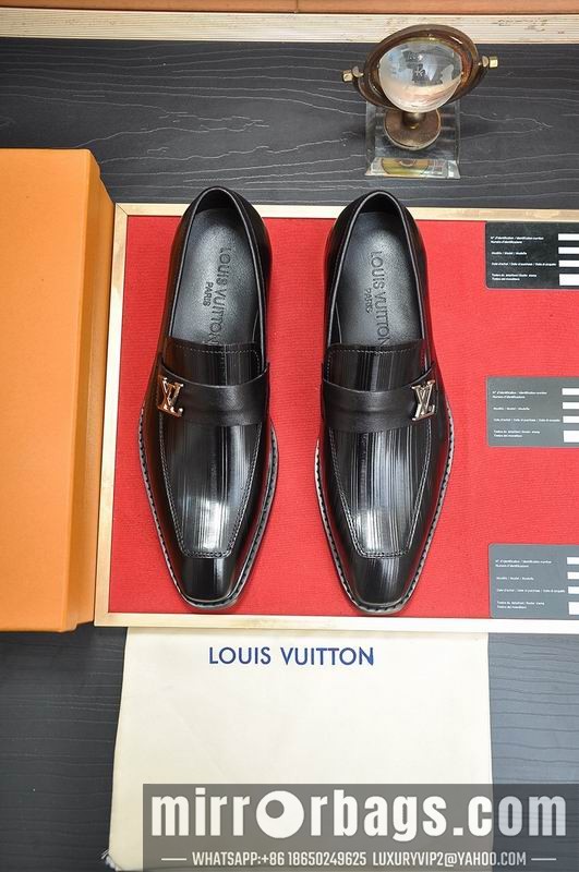 LV Replica Shoes LV sz38-45 mnf0743