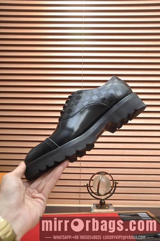 LV Replica Shoes LV sz38-45 mnf0616