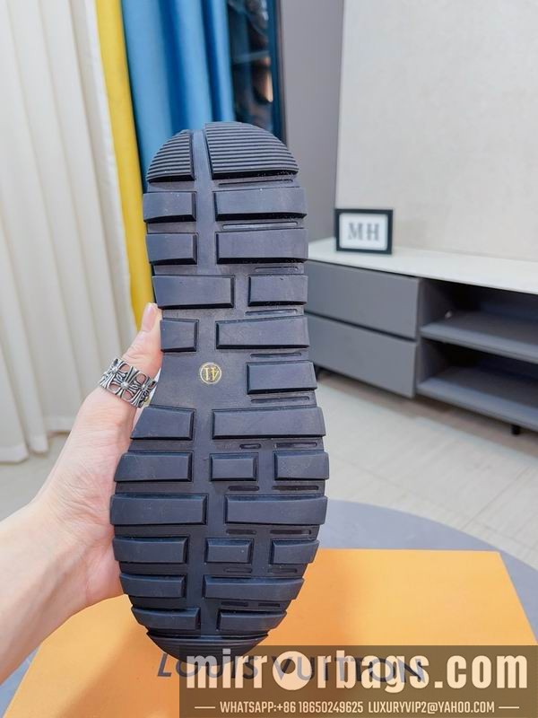 LV Replica Shoes LV sz38-44 mnf0602