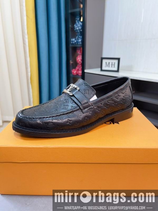 LV Replica Shoes LV sz38-44 mnf0171