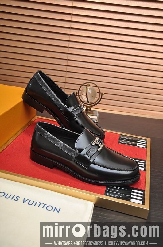 LV Replica Shoes LV sz38-45 mnf0324