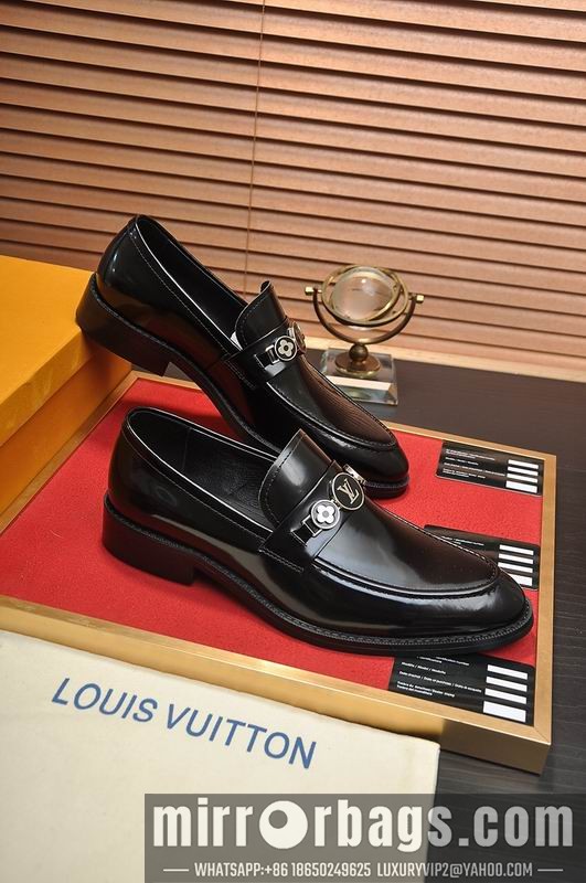 LV Replica Shoes LV sz38-45 mnf0715