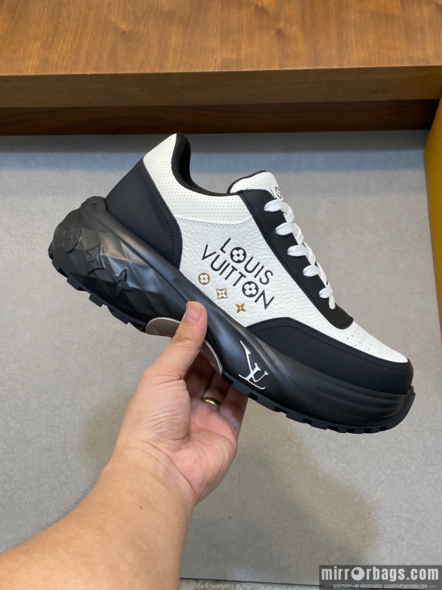 LV Replica Shoes LV sz38-45 h0924