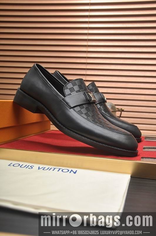 LV Replica Shoes LV sz38-45 mnf0533