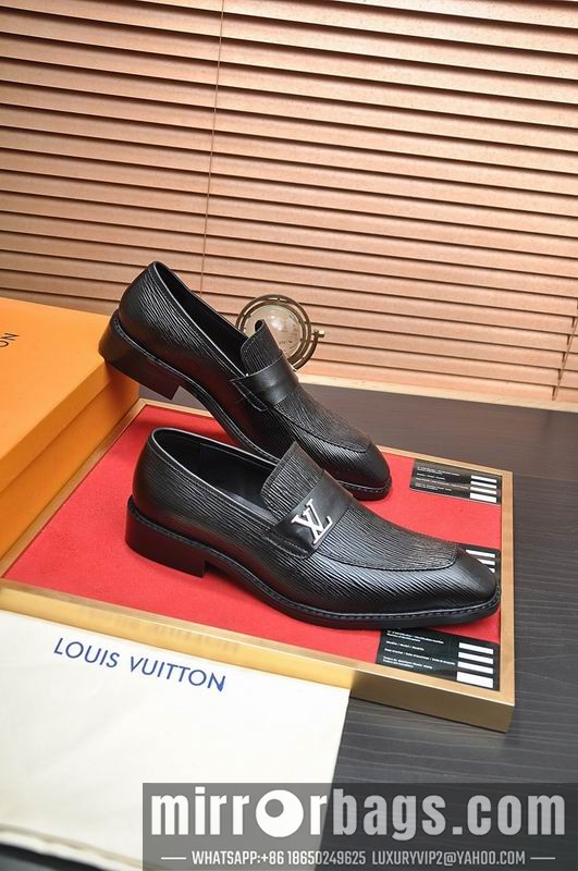LV Replica Shoes LV sz38-45 mnf0746