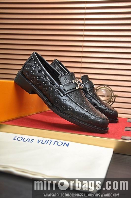 LV Replica Shoes LV sz38-45 mnf0754