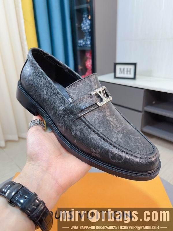 LV Replica Shoes LV sz38-44 mnf0329