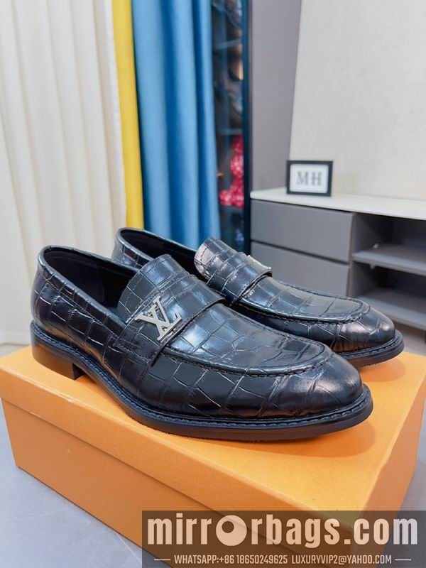 LV Replica Shoes LV sz38-45 mnf0227