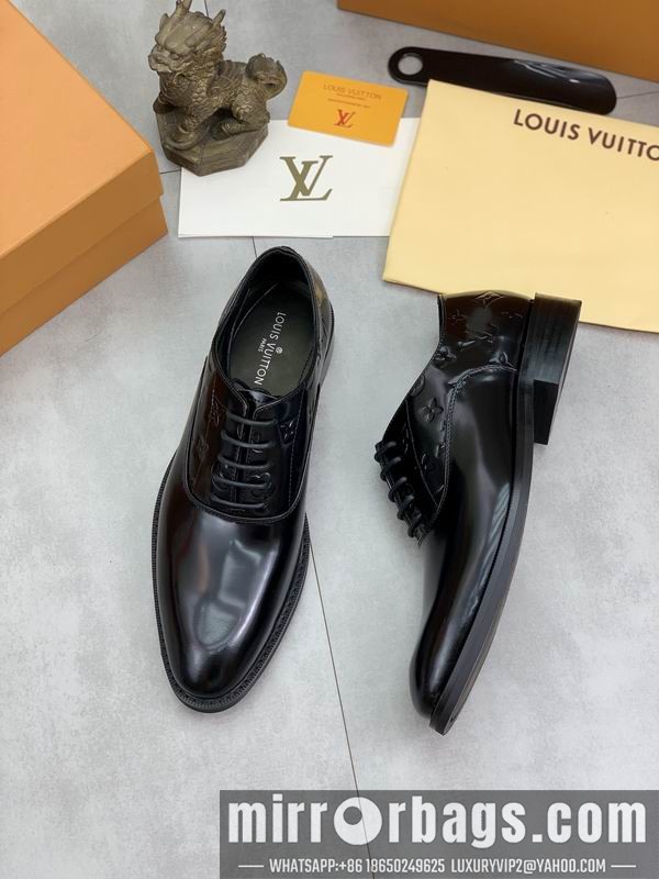 LV Replica Shoes LV sz38-45 mnf0310