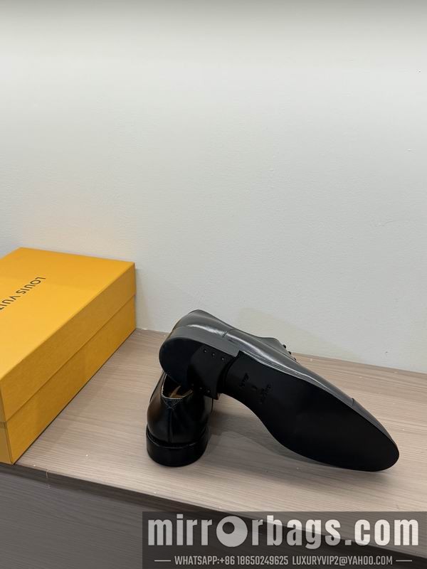 LV Replica Shoes LV sz38-45 mnf0117