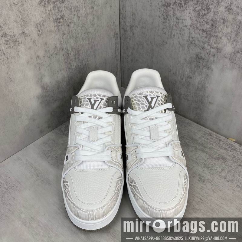 LV Replica Shoes LV sz38-45 mnf1017