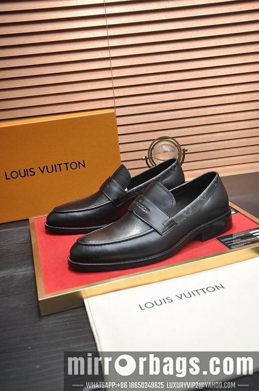 LV Replica Shoes LV sz38-45 mnf0554