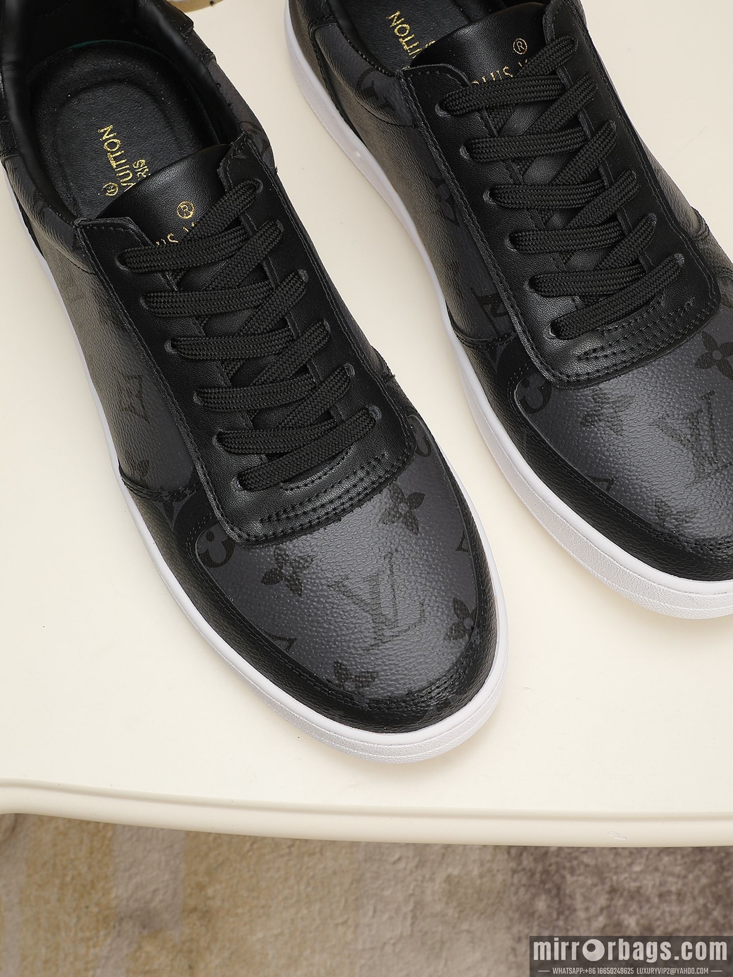 LV Replica Shoes LV sz38-44 h0911