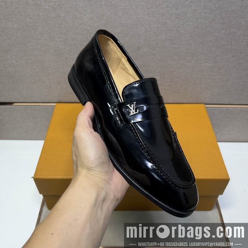 LV Replica Shoes LV sz38-44 mnf0467