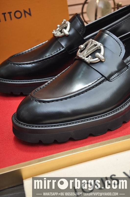 LV Replica Shoes LV sz38-45 mnf0615
