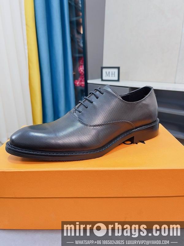 LV Replica Shoes LV sz38-44 mnf0759