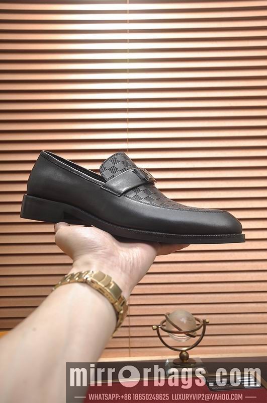 LV Replica Shoes LV sz38-45 mnf0533