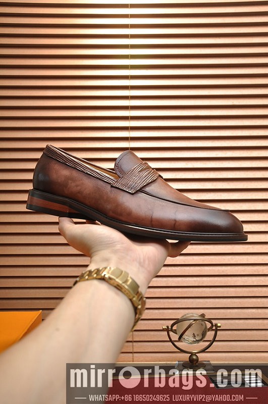 LV Replica Shoes22521240 SZ 38-44