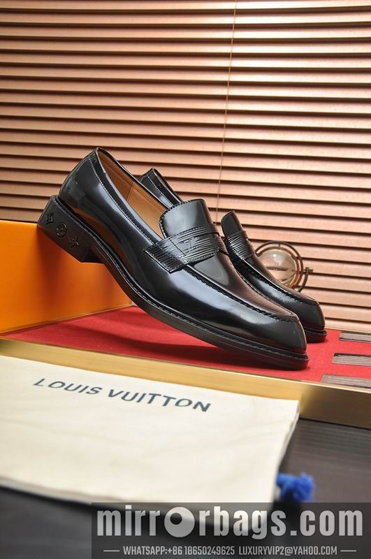 LV Replica Shoes LV sz38-45 mnf0734