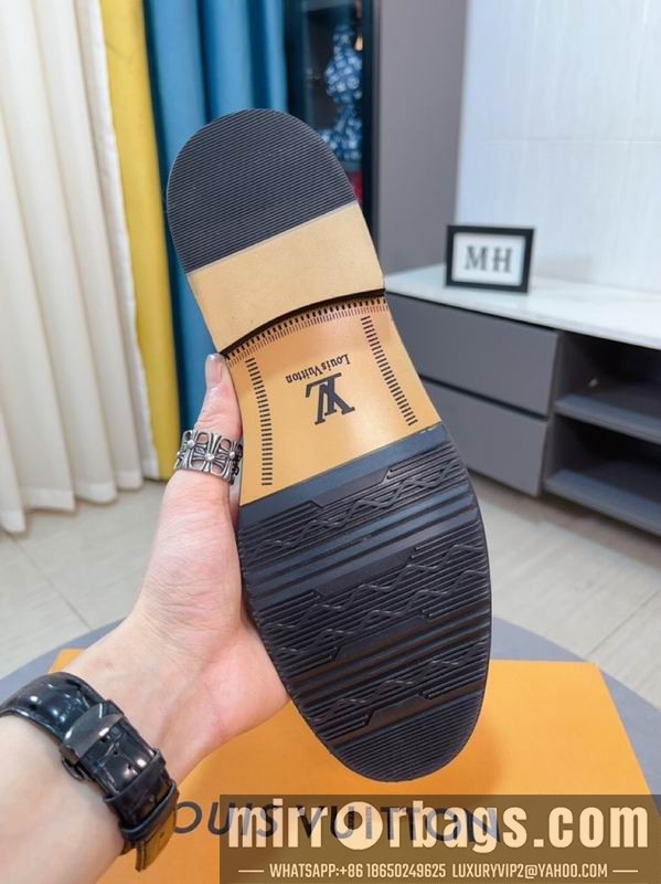 LV Replica Shoes LV sz38-44 mnf0170