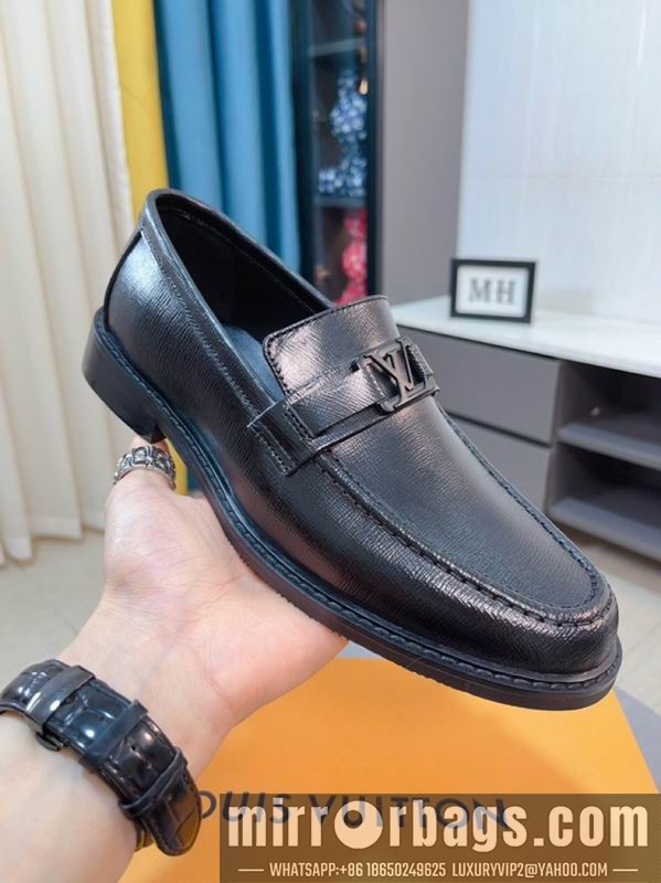 LV Replica Shoes LV sz38-44 mnf0330