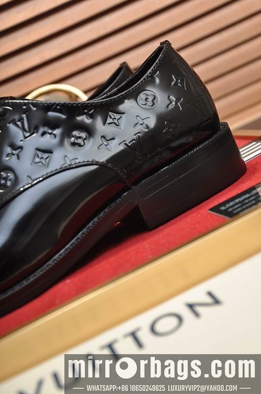 LV Replica Shoes LV sz38-45 mnf0534