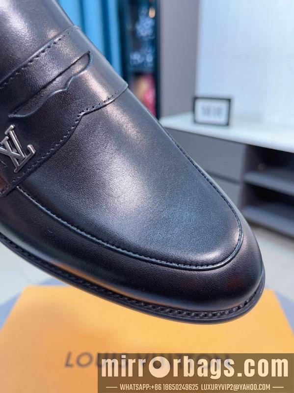 LV Replica Shoes LV sz38-44 mnf0136